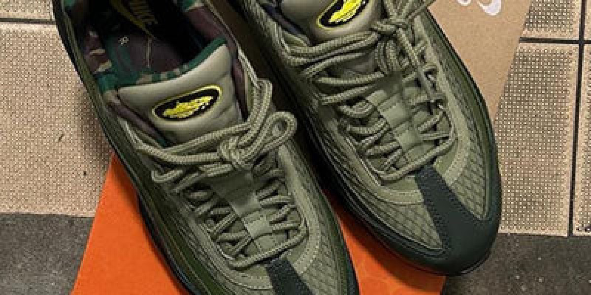 Corteiz Air Max 95 – Iconic Sneakers with Premium Comfort