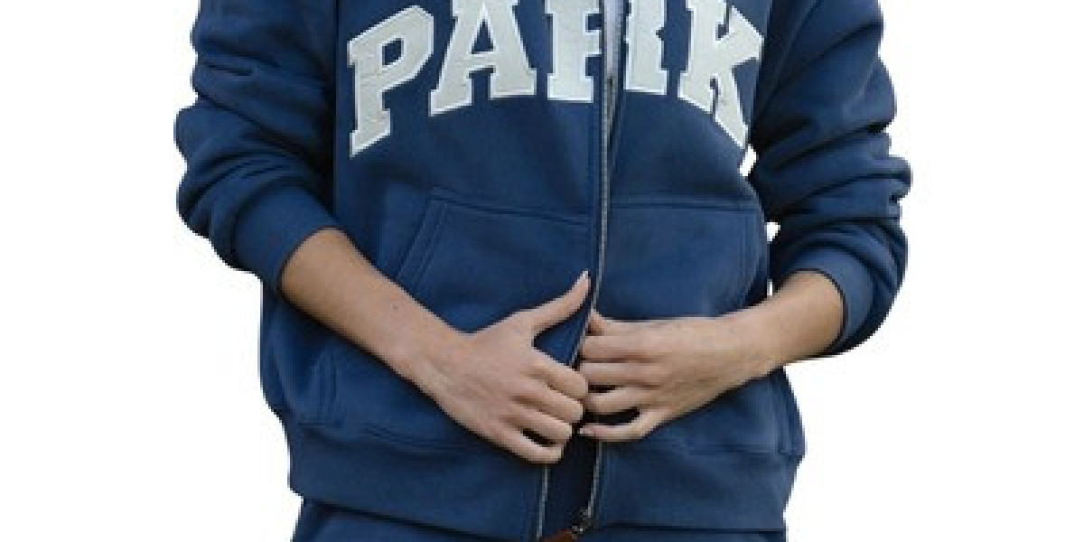 Why My Parke Sweatshirt Feels Tighter Around the Neck