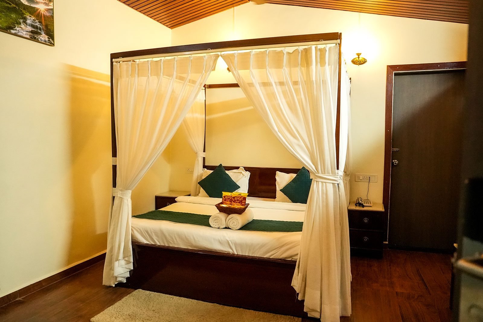 Best Resort in Karjat Near Mumbai For Family & Couple Stays - Shivjot Resort